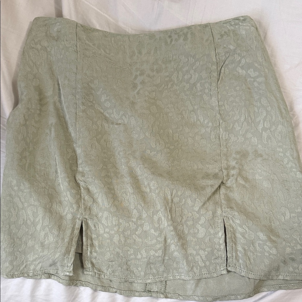 Forever 21 Light Green Textured Skirt